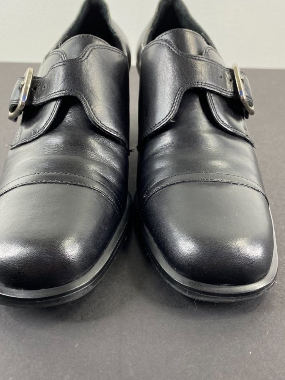 Etienne Aigner Black Buckle Block Heel Y2K Booties Shoes 6M - Picture 8 of 8